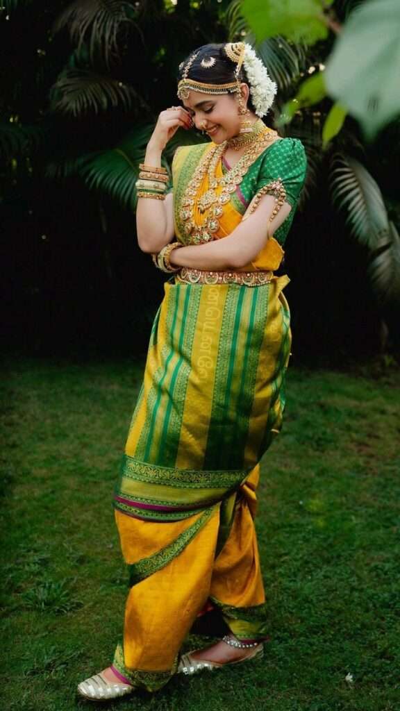 10 Stylish Kanjeevaram Saree Draping Styles 