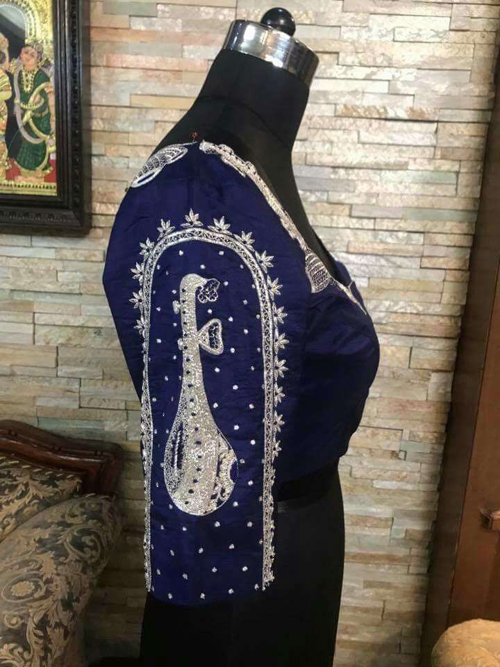 veena motif blouse